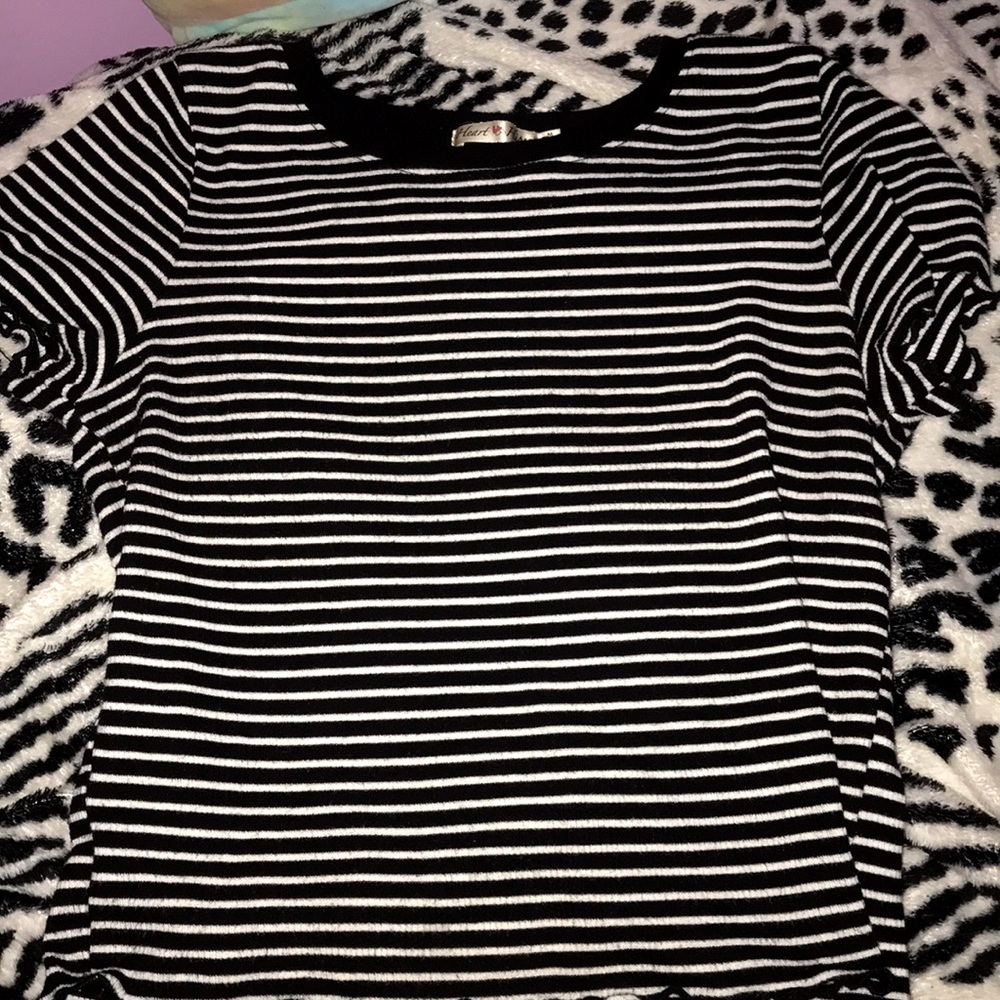 (🦋)cropped shirt .